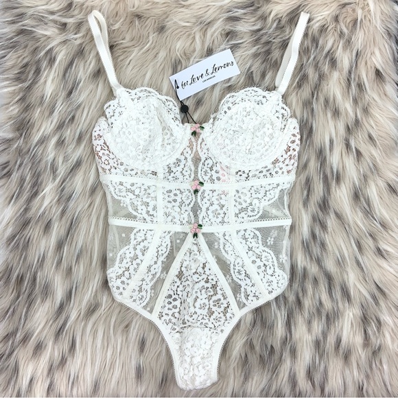 NWT For Love and Lemons X Victoria’s Secret VS Mia Lace Bodysuit Teddy Lingerie - Picture 2 of 16